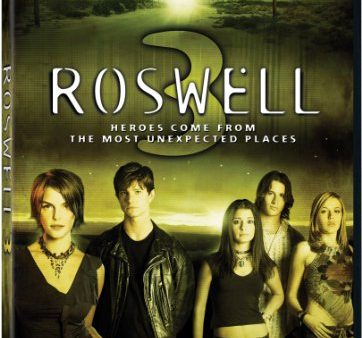 ROSWELL: SEASON 3 Fashion